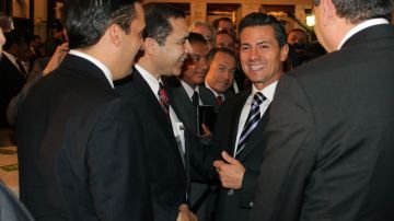 Congresista Cuellar junto con Presidente Enrique Peña Nieto.