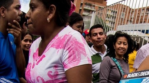 Clotilde Palomino estaba contenta tras comprar electrodomésticos a precios justos.