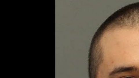 George Zimmerman fue arrestado el lunes y fichado por las autoridades de Florida.