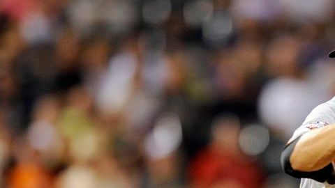 López, ya agente libre, interesa a la novena de San Francisco. No lo quieren dejar ir.