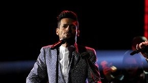 Draco Rosa actuó junto a Ricky Martín en el escenario de lo Latin Grammy.