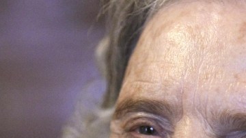 La escritora mexicana Elena Poniatowska ganó el Premio Cervantes 2013.