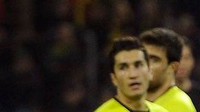 El ex jugador de Borussia Dortmund Mario Gotze parece decir "A mí ni me vean. Yo no fui".