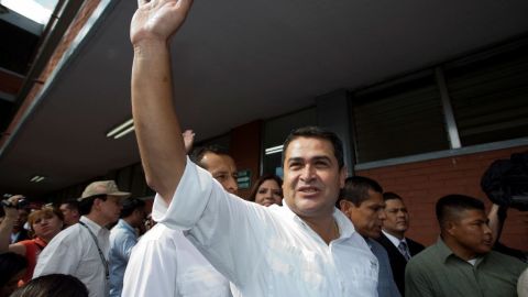 El aspirante oficialista tiene el 34.08% de los votos.