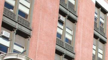 Los pronósticos de fuertes vientos no impidieron que los globos de helio hicieran el recorrido por las calles de la Gran Manzana.