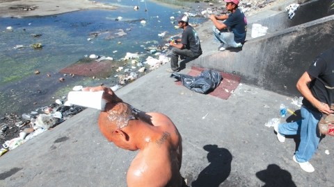 Miles de migrantes  se encuentren estacionados, sin recursos, en ciudades fronterizas como Tijuana, Mexicali, Juárez y Reynosa, entre otras.