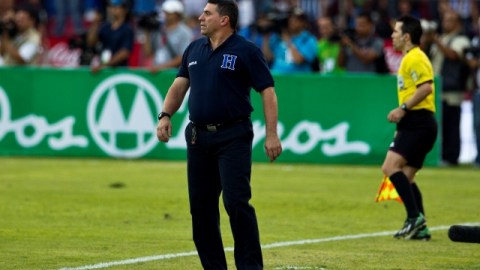 Luis Fernando Suárez, seleccionador de Honduras.