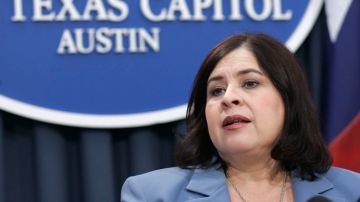 La senadora estatal demócrata, Leticia Van De Putte, se está postulando para vicegobernadora de Texas.