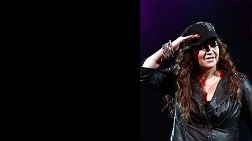 Además, el piloto y el copiloto no estaban bien entrenados ni aptos para realizar vuelos.