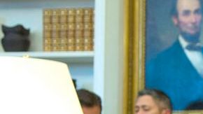 El presidente de EEUU Barack Obama recibió este martes en la Oficina Oval de la Casa Blanca a su homólogo de Colombia Juan Manuel Santos.