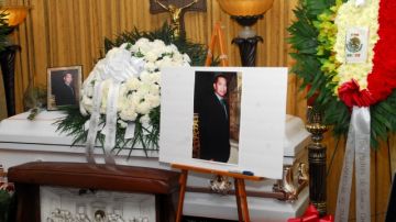 Los restos de Manuel Luna Cerón fueron velados anoche en una funeraria de Queens. El joven hispano fue hallado muerto cerca a su domicilio.