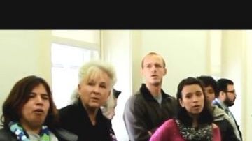 Un grupo de niños activistas lleva varios días realizando acciones en los pasillos del Congreso para pedir por la reforma migratoria.