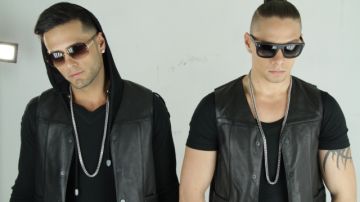 El dúo  promociona su sencillo 'Otra Noche', que ha logrado ubicarse bien en la cartelera Billboard Tropical.