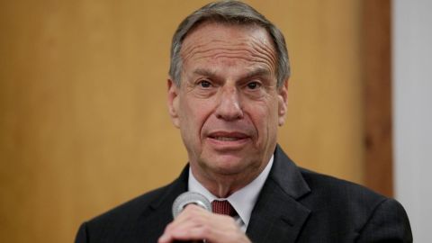 Bob Filner se declaró culpable de cargos de acoso sexual el 15 de octubre del 2013.