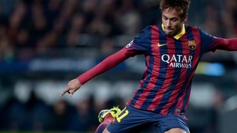 El delantero brasileño del Barcelona, Neymar, consiguió su primer triplete como blaugrana