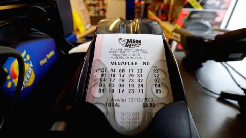 Muchos estadounidenses sueñan con los $400 millones que se sortearán el viernes a las 11 p.m.