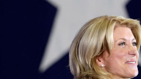 Wendy Davis se postuló el 3 de octubre para ser la candidata demócrata para la gobernación.