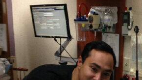 El congresista agradeció al público por los buenos deseos