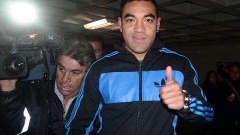 Marco Fabián llegó a Cruz Azul para somterse a los exámenes médicos correspondientes