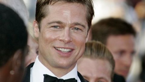 En 2004, su vida cambió durante la grabación de "Mr. & Mrs. Smith" ya que conoció a Angelina Jolie.
