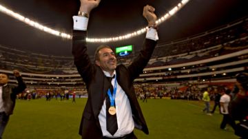 Gustavo Matosas en el momento mágico de su carrera, al coronarse campeón con León en el Estadio Azteca frente al América.