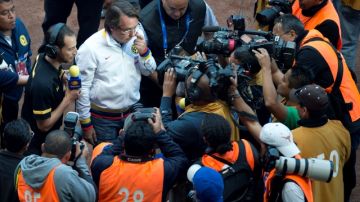 Emilio Azcárraga Jean, presidente de Televisa, llega al Estadio Azteca para ver la final.