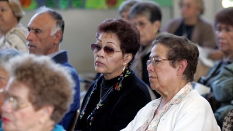 Photo by Jose Emilio Flores/La Opinión -- - LOS ANGELES,CA- Senior Citizens listen to Congresswoman Hilda Solis speak about Medicare. Photo by J. Emilio Flores/La Opinion ph011291
