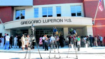 La ignauración de un nuevo edificio en 2008 para la escuela secundaria Gregorio Luperon.