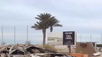 El cuerpo del presunto sicario fue tomado por sus compañeros, según dijeron las autoridades.