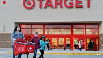 Target reveló que una brecha de seguridad había expuesto los datos de tarjetas de crédito y débito de cerca de 40 millones de los clientes que hicieron compras entre el 27 de noviembre y el 15 de diciembre.