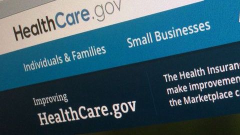 Aunque ya fueron resueltos, los problemas iniciales que tuvo la página web para contratar aseguradoras impactaron el proceso.