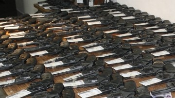El 60 por ciento de las armas decomisadas en El Salvador proceden de Estados Unidos.