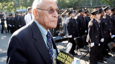 Brooks fue un pionero cubriendo noticias para la radio por más de 50 años.