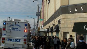 Este martes hubo bastante seguridad en las zonas cercanas a centros comerciales de NY.