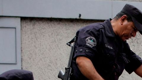 Algunos reportes aseguran que algunos miembros de la Policía Nacional de Honduras están implicados en actividades criminales.