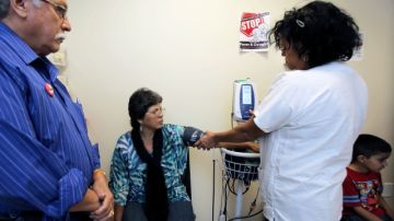 Un estudio reveló que los asegurados bajo 'Obamacare' siguen yendo a las salas de emergencias.