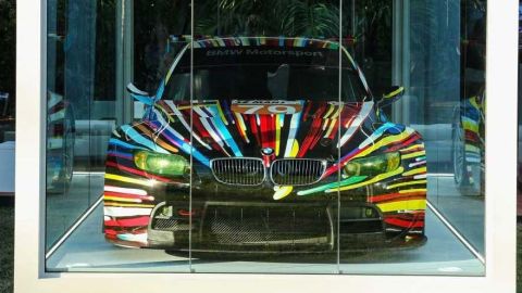 Exhibido en la Art Basel en Miami Beach.