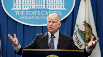 Jerry Brown presentó su propuesta para gastos estatales esta mañana en Sacramento