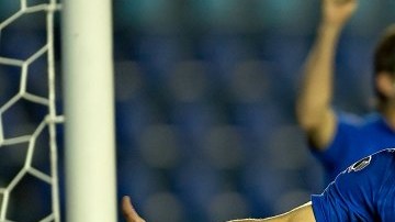 Mariano Pavone consiguió el segundo gol, para darle el triunfo a la Máquina celeste del Cruz Azul