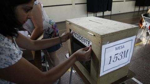 La democracia es una entidad viva que debe saber responder a los retos de la modernidad.