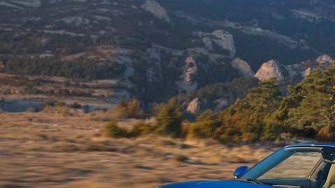 El nuevo modelo guarda muchas similitudes con el 911 Carrera 4.