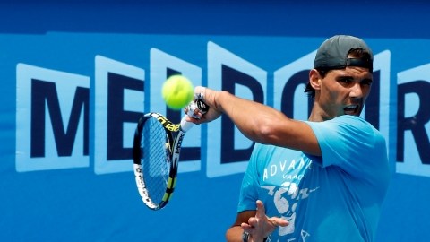 El tenista español Rafael Nadal se ha preparado intensamente de cara al Abierto de Australia.