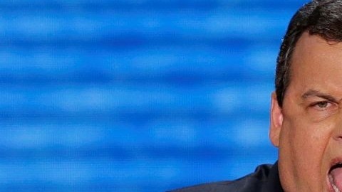 El gobernador republicano de Nueva Jersey, Chris Christie, enfrenta ahora dos escándalos que podrían afectar sus aspiraciones de lograr la nominación presidencial de su partido para las elecciones del 2016.