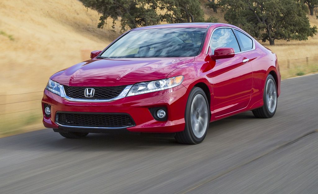 Honda Accord Coupe 2017 белая