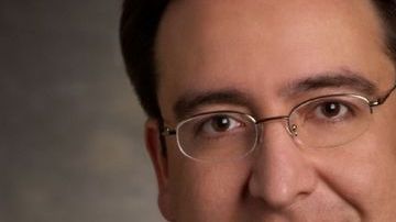 El congresista Pete Gallego fue elegido para el Congreso federal en 2012