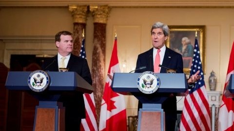 Los  cancilleres de Canadá (izquierda), EEUU y México analizan retos de economía y seguridad en Norteamérica.