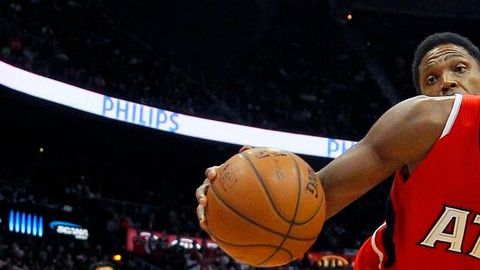 Paul Millsap de Atlanta pasa a Udonis Haslem de Miami.