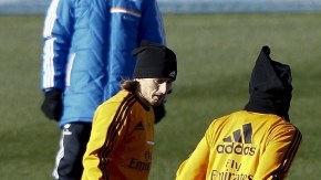 Luka Modric (izq.) y Marcelo Vieira da Silva, junto a Zinedine Zidane, entrenan en la Ciudad Deportiva de Valdebebas.