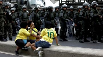 Militares podrían vigilar las sedes del Mundial de Brasil 2014