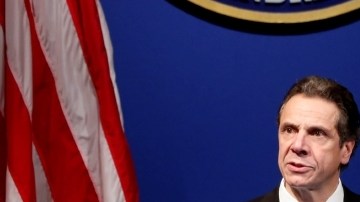 El gobernador de Nueva York, Andrew Cuomo, presentó ayer su plan económico para el presupuesto fiscal.